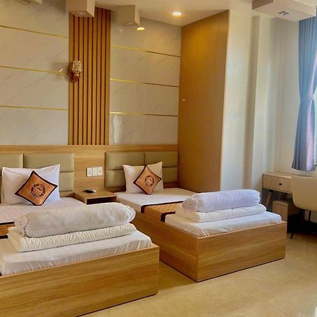 Phuc Hung Hotel Ратьзя Экстерьер фото