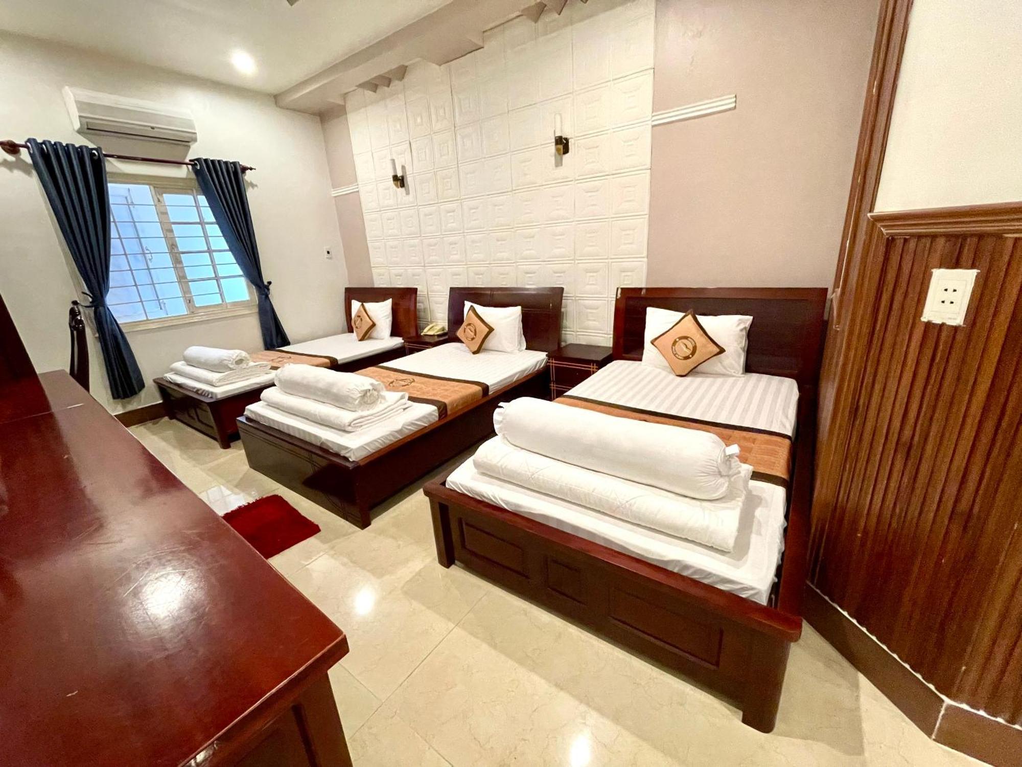 Phuc Hung Hotel Ратьзя Экстерьер фото