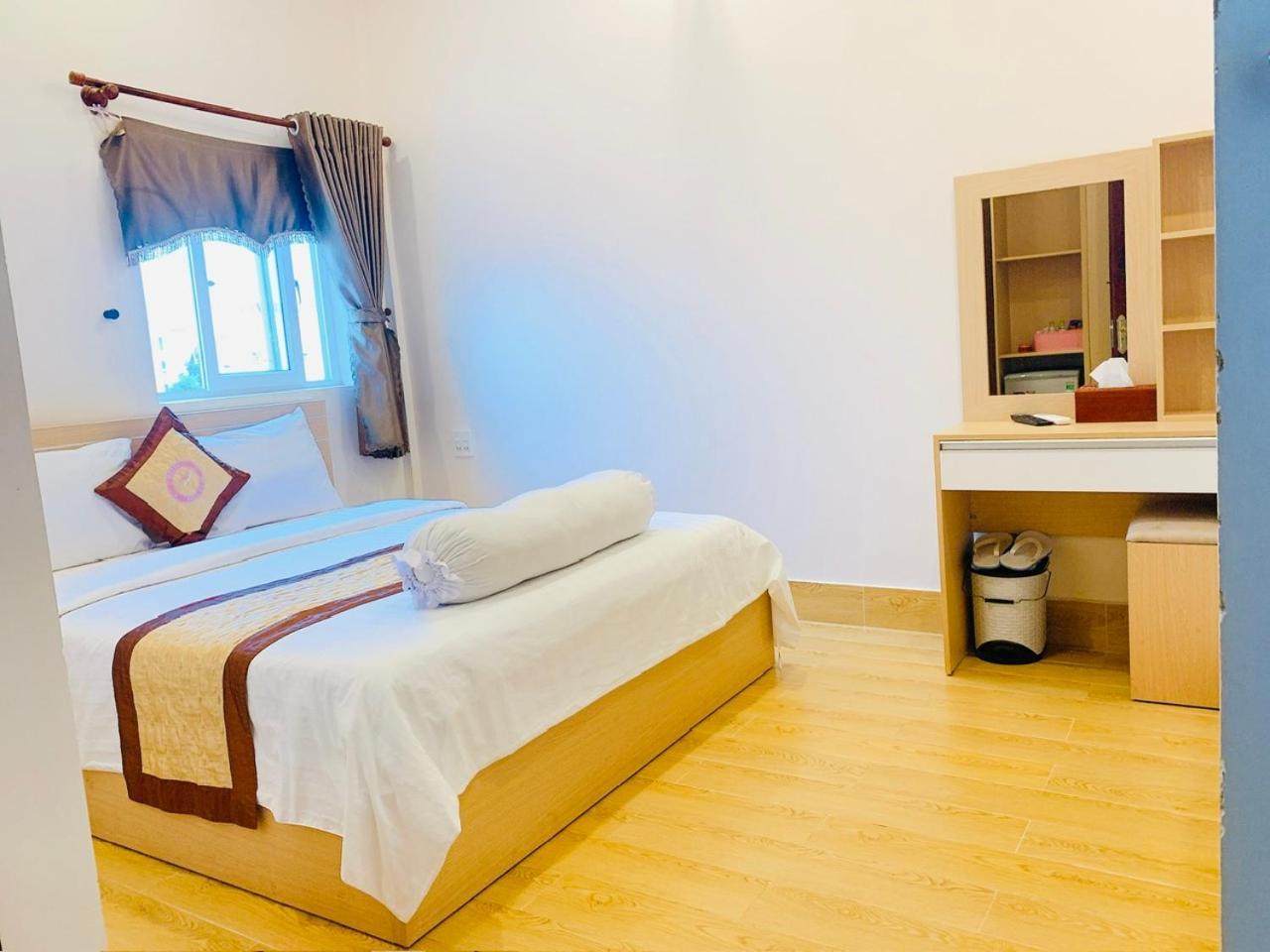 Phuc Hung Hotel Ратьзя Экстерьер фото