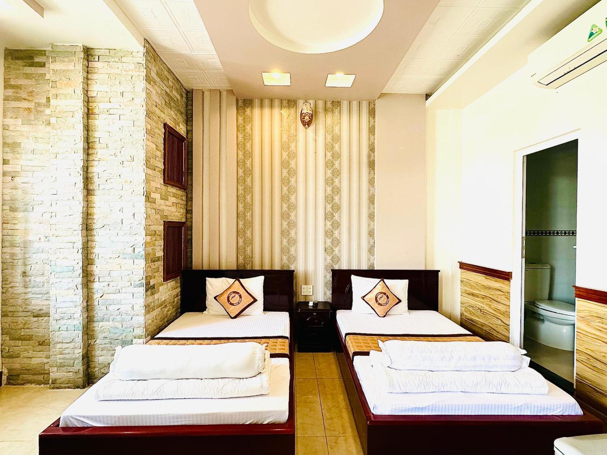 Phuc Hung Hotel Ратьзя Экстерьер фото